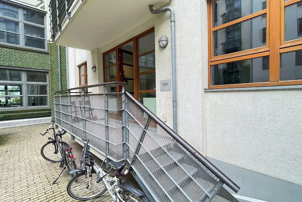 Modern City Apartment L Netflix L Fast Wifi L Xbox Berlin 0*,  Tyskland